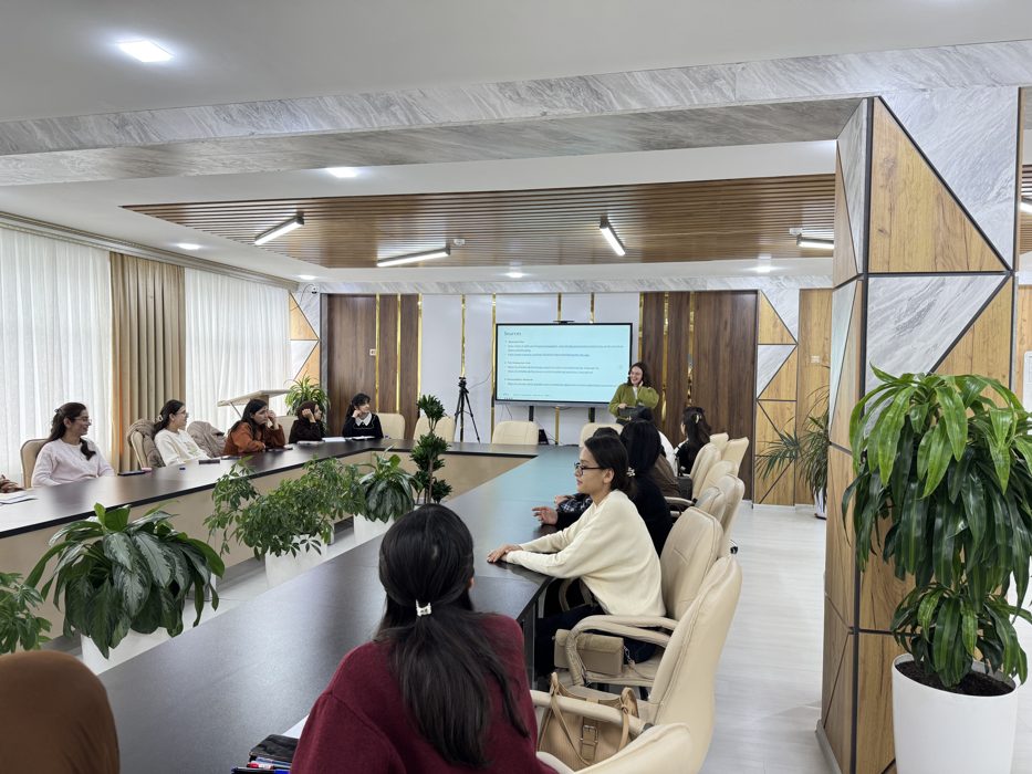 Ayol Tadbirkorlarni Qo'llab-quvvatlash: Buxoroda EMPOWER Seminar