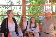 Milliy san'at sirlari sari yana bir qadam — yozgi maktabning ikkinchi haftasi boshlandi