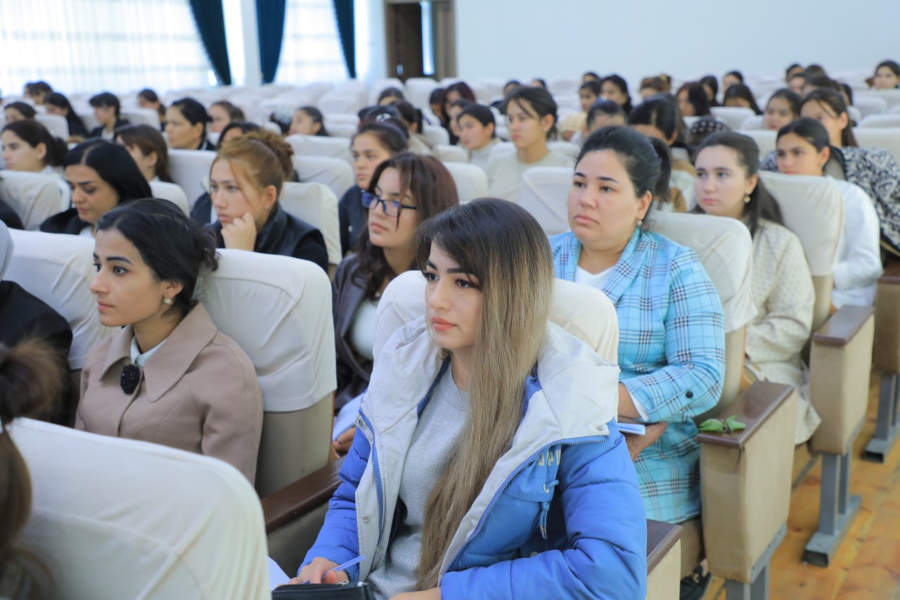Buxoro davlat pedagogika institutida “Kelajak soati” darsi