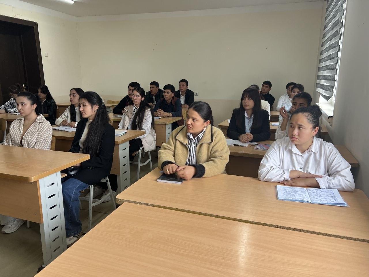 Buxoro davlat pedagogika instituti psixologi Sh.Zuxurova hamda fakultet tyutori M.O.Olimov tomonidan o‘zlariga biriktirilgan guruhlarda mazmunli va samarali psixologik trening darslari tashkil etildi.