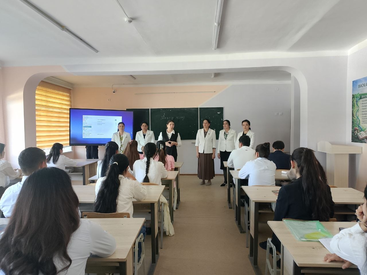 Buxoro davlat pedagogika instituti Aniq va tabiiy fanlar fakulteti tyutorlari hamda institut psixologi Sh.B. Zuxurova, shuningdek institut xotin-qizlar kengashi raisi V.I. Sa'dullayeva hamkorligida “S
