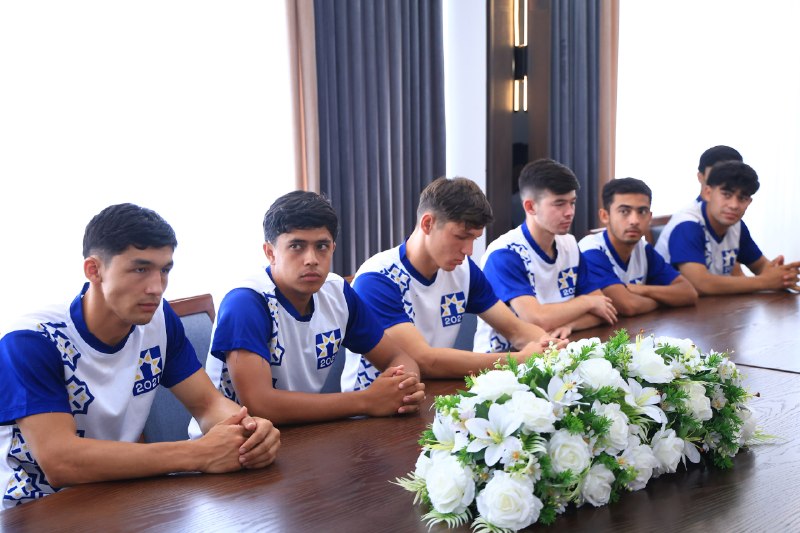 "Yangi O'zbekiston talabalar olimpiadasi" musobaqalari oldidan futbolchi talabalar bilan uchrashuv o'tkazildi