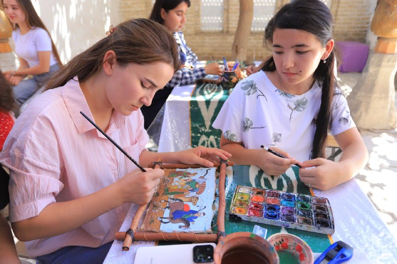 Milliy san'atni o'rganishga bag'ishlangan yozgi maktab boshlandi
